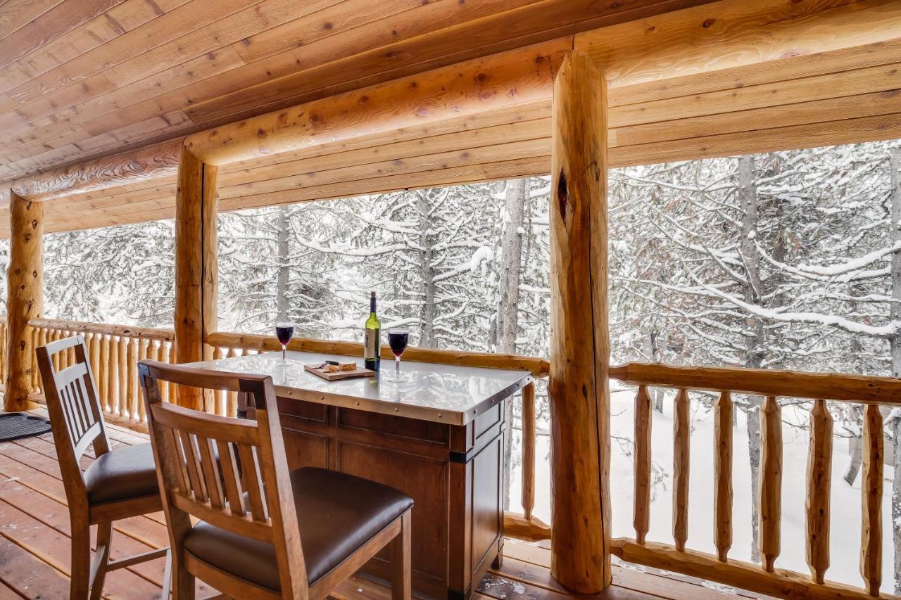 Lumberjack Lodge By Kabino Hot Tub Fire Pit Satellite Wifi Grill Large Porch Island Park Zewnętrze zdjęcie
