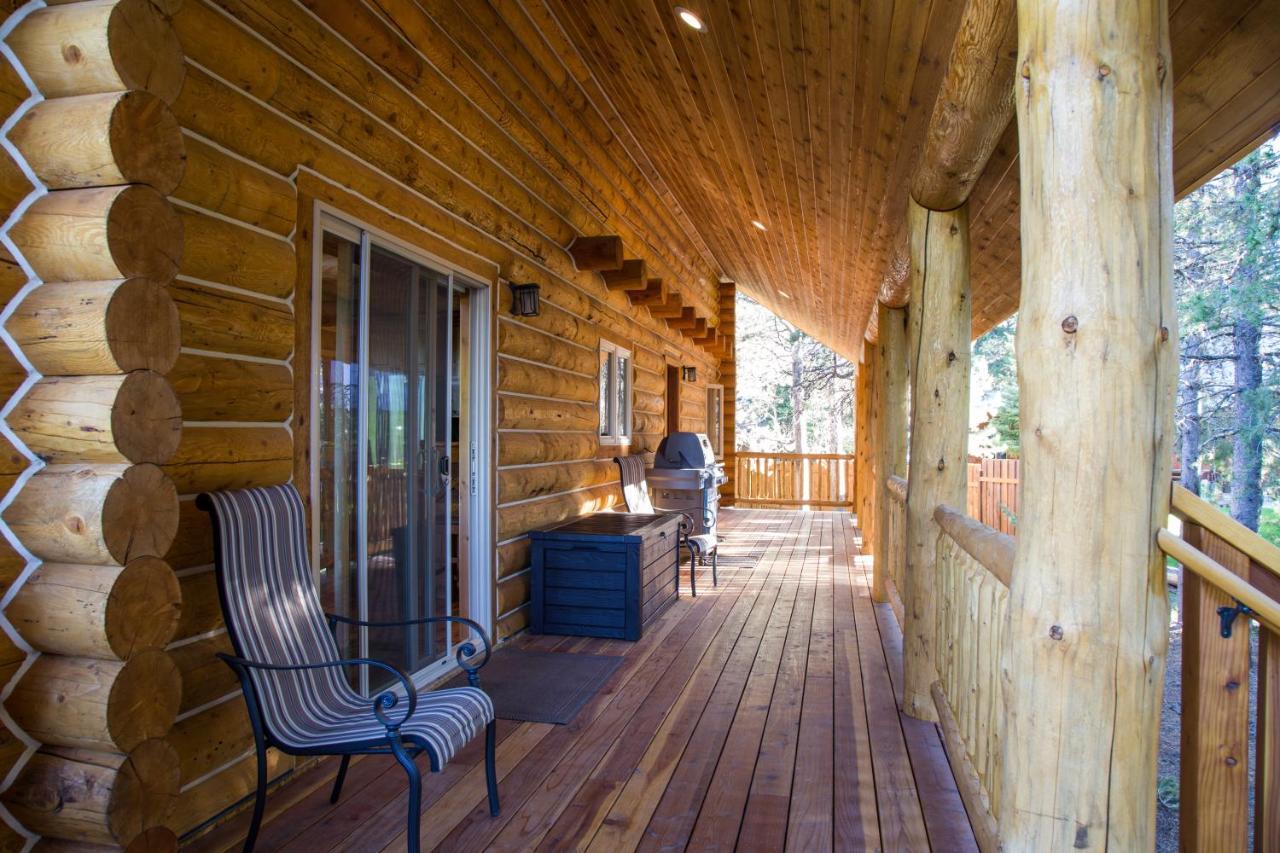 Lumberjack Lodge By Kabino Hot Tub Fire Pit Satellite Wifi Grill Large Porch Island Park Zewnętrze zdjęcie